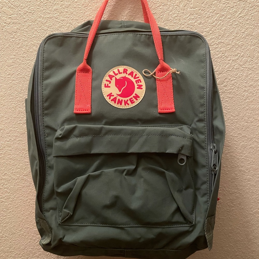 Classic Kanken Backpack Frost Green Peach Pink